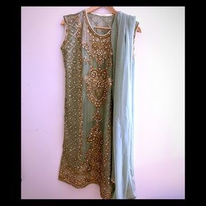 Pakistani/Indian Salwar Kameez/ 3pc Suit